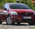 Красный Тойота Аурис, объемом двигателя 1.6 л и пробегом 213 тыс. км за 6300 $, фото 1 на Automoto.ua