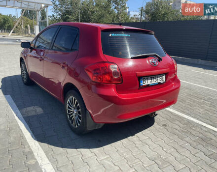 Червоний Тойота Ауріс, об'ємом двигуна 1.6 л та пробігом 200 тис. км за 6300 $, фото 2 на Automoto.ua