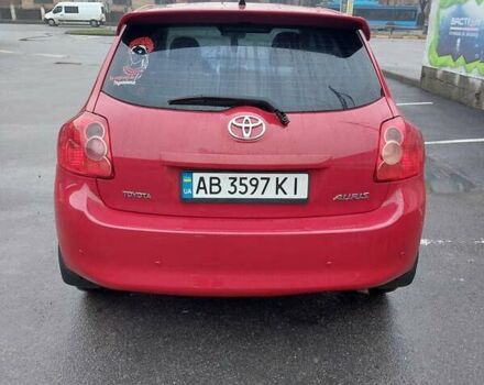 Червоний Тойота Ауріс, об'ємом двигуна 1.6 л та пробігом 243 тис. км за 6900 $, фото 2 на Automoto.ua