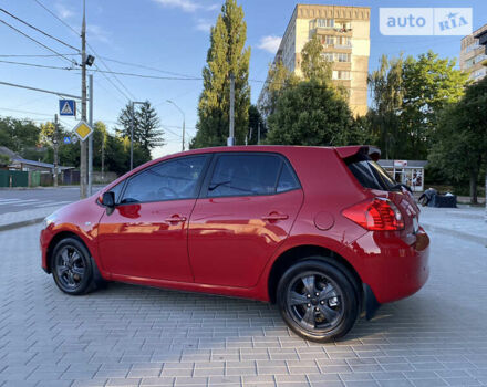 Красный Тойота Аурис, объемом двигателя 1.6 л и пробегом 189 тыс. км за 7000 $, фото 8 на Automoto.ua