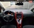 Красный Тойота Аурис, объемом двигателя 1.6 л и пробегом 202 тыс. км за 6800 $, фото 10 на Automoto.ua