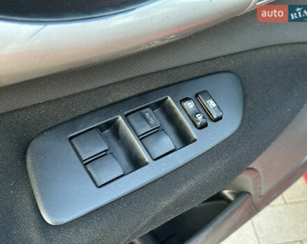 Червоний Тойота Ауріс, об'ємом двигуна 1.6 л та пробігом 85 тис. км за 8700 $, фото 48 на Automoto.ua