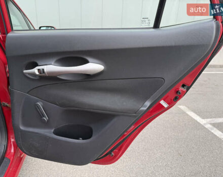 Красный Тойота Аурис, объемом двигателя 1.6 л и пробегом 181 тыс. км за 5950 $, фото 23 на Automoto.ua