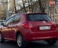 Красный Тойота Аурис, объемом двигателя 1.6 л и пробегом 402 тыс. км за 6499 $, фото 3 на Automoto.ua
