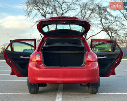 Червоний Тойота Ауріс, об'ємом двигуна 1.6 л та пробігом 85 тис. км за 8700 $, фото 27 на Automoto.ua
