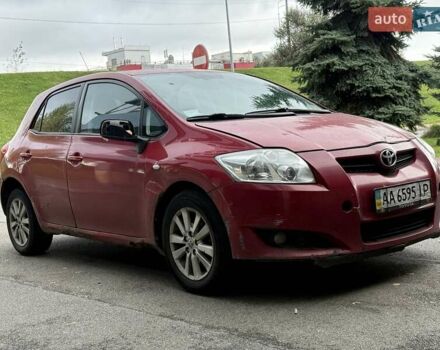 Красный Тойота Аурис, объемом двигателя 1.6 л и пробегом 200 тыс. км за 4500 $, фото 22 на Automoto.ua
