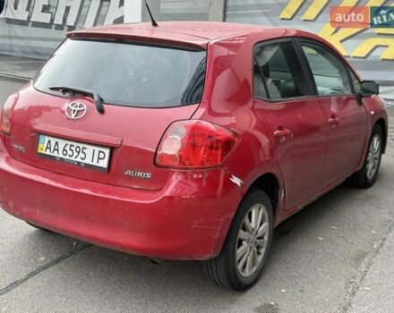Красный Тойота Аурис, объемом двигателя 1.6 л и пробегом 200 тыс. км за 4500 $, фото 16 на Automoto.ua