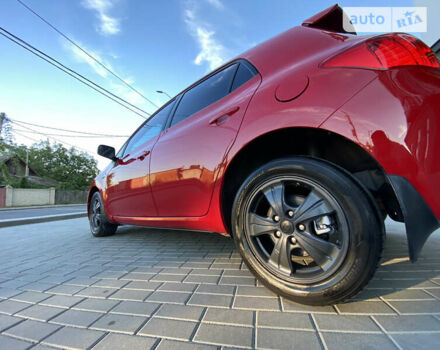 Червоний Тойота Ауріс, об'ємом двигуна 1.6 л та пробігом 189 тис. км за 7000 $, фото 24 на Automoto.ua
