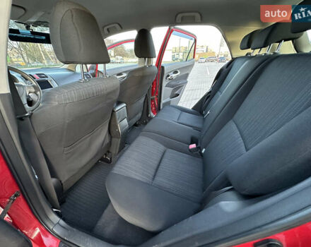 Червоний Тойота Ауріс, об'ємом двигуна 1.6 л та пробігом 85 тис. км за 8700 $, фото 33 на Automoto.ua