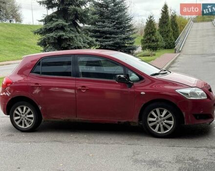 Красный Тойота Аурис, объемом двигателя 1.6 л и пробегом 200 тыс. км за 4500 $, фото 31 на Automoto.ua