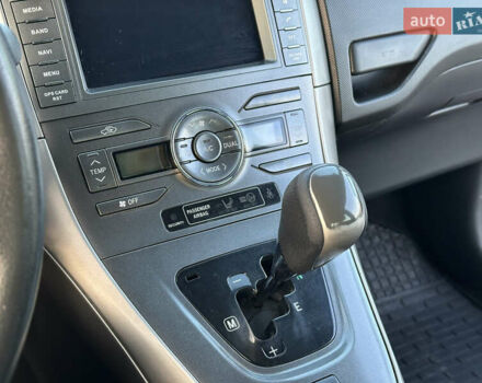 Червоний Тойота Ауріс, об'ємом двигуна 1.6 л та пробігом 85 тис. км за 8700 $, фото 64 на Automoto.ua