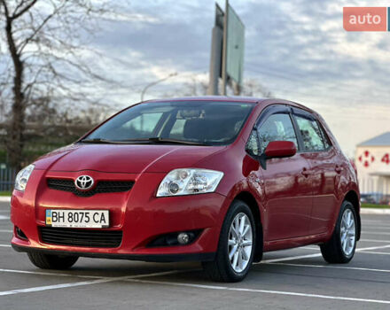 Червоний Тойота Ауріс, об'ємом двигуна 1.6 л та пробігом 85 тис. км за 8700 $, фото 13 на Automoto.ua