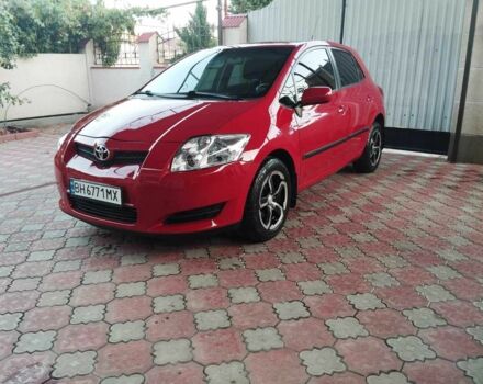 Красный Тойота Аурис, объемом двигателя 1.6 л и пробегом 112 тыс. км за 7200 $, фото 2 на Automoto.ua