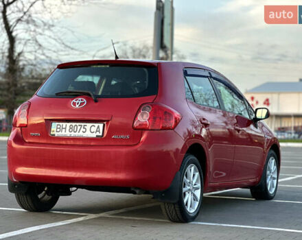Червоний Тойота Ауріс, об'ємом двигуна 1.6 л та пробігом 85 тис. км за 8700 $, фото 23 на Automoto.ua