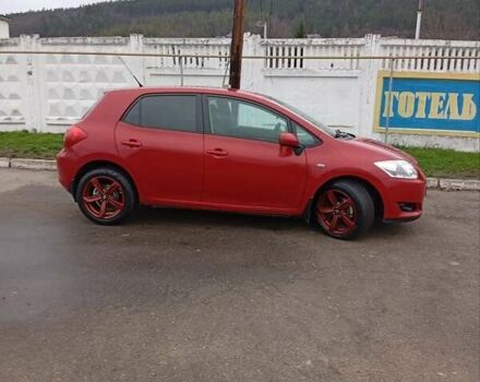 Красный Тойота Аурис, объемом двигателя 1.6 л и пробегом 98 тыс. км за 7300 $, фото 6 на Automoto.ua