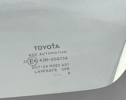 Красный Тойота Аурис, объемом двигателя 1.4 л и пробегом 229 тыс. км за 6300 $, фото 17 на Automoto.ua