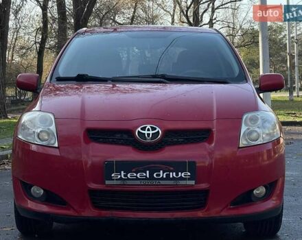Красный Тойота Аурис, объемом двигателя 1.6 л и пробегом 402 тыс. км за 6499 $, фото 9 на Automoto.ua