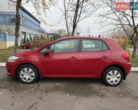 Красный Тойота Аурис, объемом двигателя 1.6 л и пробегом 181 тыс. км за 5950 $, фото 8 на Automoto.ua