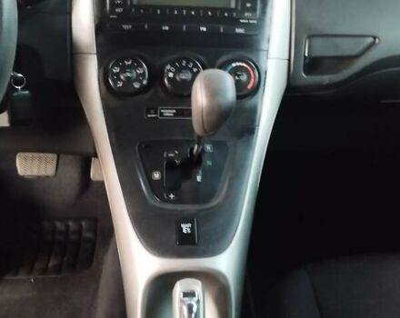 Красный Тойота Аурис, объемом двигателя 1.6 л и пробегом 112 тыс. км за 7200 $, фото 19 на Automoto.ua