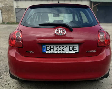 Красный Тойота Аурис, объемом двигателя 1.6 л и пробегом 104 тыс. км за 7200 $, фото 3 на Automoto.ua