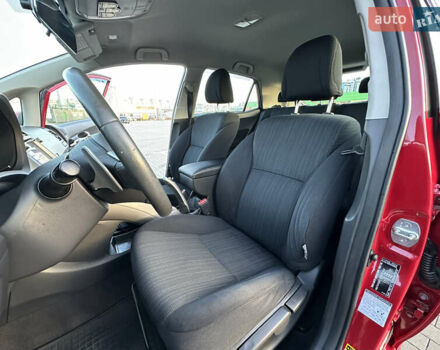 Червоний Тойота Ауріс, об'ємом двигуна 1.6 л та пробігом 85 тис. км за 8700 $, фото 50 на Automoto.ua