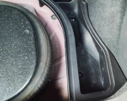 Красный Тойота Аурис, объемом двигателя 1.6 л и пробегом 112 тыс. км за 7200 $, фото 22 на Automoto.ua