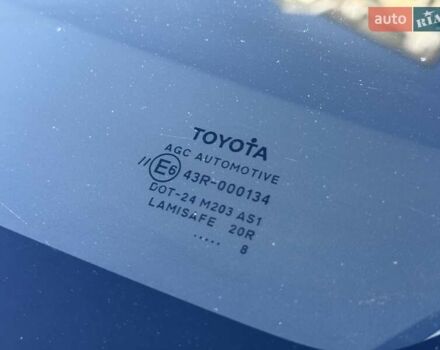 Червоний Тойота Ауріс, об'ємом двигуна 1.4 л та пробігом 220 тис. км за 7000 $, фото 53 на Automoto.ua