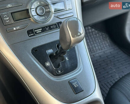 Червоний Тойота Ауріс, об'ємом двигуна 1.6 л та пробігом 85 тис. км за 8700 $, фото 63 на Automoto.ua