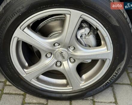 Червоний Тойота Ауріс, об'ємом двигуна 1.4 л та пробігом 220 тис. км за 7000 $, фото 40 на Automoto.ua