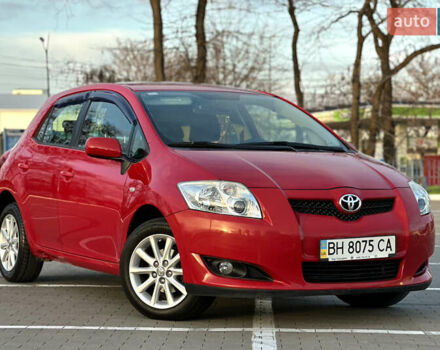 Червоний Тойота Ауріс, об'ємом двигуна 1.6 л та пробігом 85 тис. км за 8700 $, фото 9 на Automoto.ua