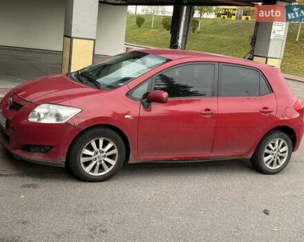 Красный Тойота Аурис, объемом двигателя 1.6 л и пробегом 200 тыс. км за 4500 $, фото 9 на Automoto.ua