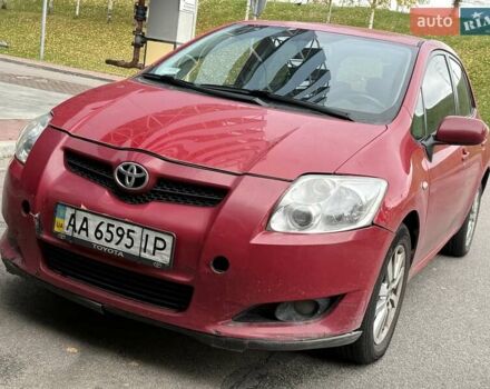 Красный Тойота Аурис, объемом двигателя 1.6 л и пробегом 200 тыс. км за 4500 $, фото 27 на Automoto.ua