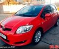 Красный Тойота Аурис, объемом двигателя 1.6 л и пробегом 80 тыс. км за 8300 $, фото 1 на Automoto.ua