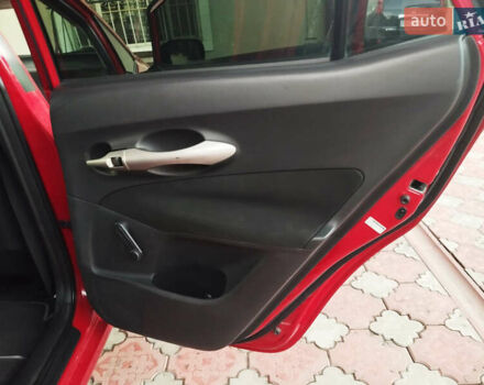Красный Тойота Аурис, объемом двигателя 1.6 л и пробегом 112 тыс. км за 7200 $, фото 22 на Automoto.ua