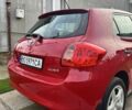 Красный Тойота Аурис, объемом двигателя 1.4 л и пробегом 229 тыс. км за 6300 $, фото 5 на Automoto.ua