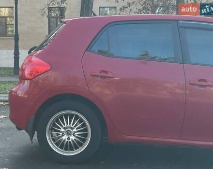 Красный Тойота Аурис, объемом двигателя 1.6 л и пробегом 402 тыс. км за 6499 $, фото 6 на Automoto.ua