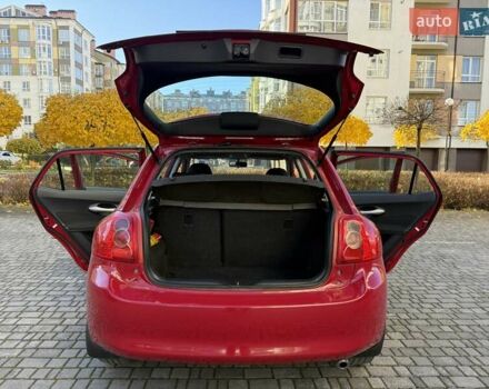Червоний Тойота Ауріс, об'ємом двигуна 1.4 л та пробігом 220 тис. км за 7000 $, фото 36 на Automoto.ua