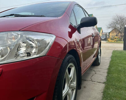 Червоний Тойота Ауріс, об'ємом двигуна 1.36 л та пробігом 229 тис. км за 6300 $, фото 5 на Automoto.ua