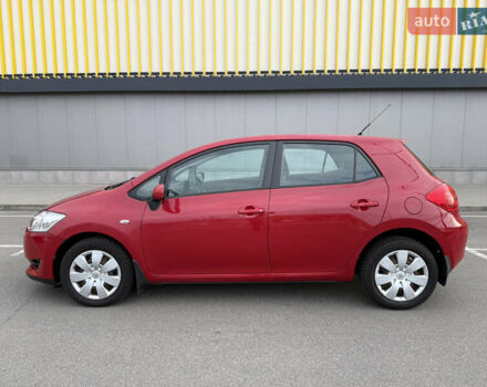 Красный Тойота Аурис, объемом двигателя 1.6 л и пробегом 181 тыс. км за 5950 $, фото 6 на Automoto.ua