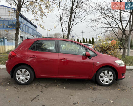 Красный Тойота Аурис, объемом двигателя 1.6 л и пробегом 181 тыс. км за 5950 $, фото 9 на Automoto.ua