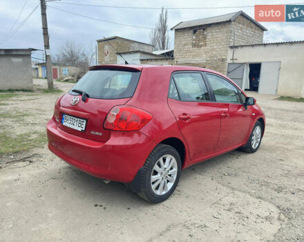 Красный Тойота Аурис, объемом двигателя 1.6 л и пробегом 104 тыс. км за 7200 $, фото 4 на Automoto.ua