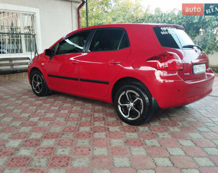Красный Тойота Аурис, объемом двигателя 1.6 л и пробегом 112 тыс. км за 7200 $, фото 5 на Automoto.ua