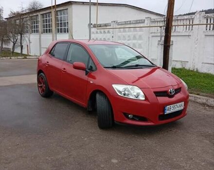 Красный Тойота Аурис, объемом двигателя 1.6 л и пробегом 98 тыс. км за 7300 $, фото 7 на Automoto.ua