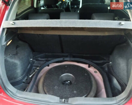 Красный Тойота Аурис, объемом двигателя 1.6 л и пробегом 112 тыс. км за 7200 $, фото 24 на Automoto.ua