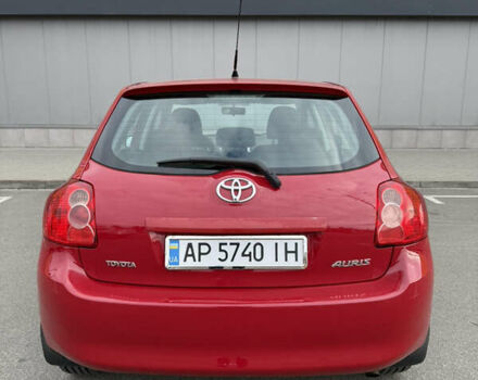 Красный Тойота Аурис, объемом двигателя 1.6 л и пробегом 181 тыс. км за 5950 $, фото 5 на Automoto.ua