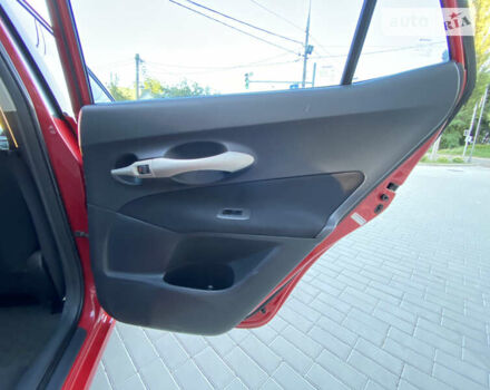 Красный Тойота Аурис, объемом двигателя 1.6 л и пробегом 189 тыс. км за 7000 $, фото 103 на Automoto.ua