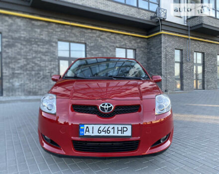 Красный Тойота Аурис, объемом двигателя 1.6 л и пробегом 189 тыс. км за 7000 $, фото 2 на Automoto.ua