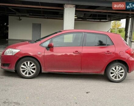 Красный Тойота Аурис, объемом двигателя 1.6 л и пробегом 200 тыс. км за 4500 $, фото 6 на Automoto.ua