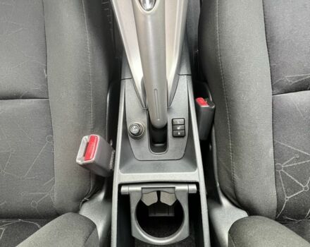 Красный Тойота Аурис, объемом двигателя 1.4 л и пробегом 229 тыс. км за 6300 $, фото 20 на Automoto.ua