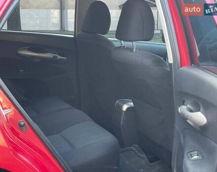 Красный Тойота Аурис, объемом двигателя 1.6 л и пробегом 402 тыс. км за 6499 $, фото 13 на Automoto.ua